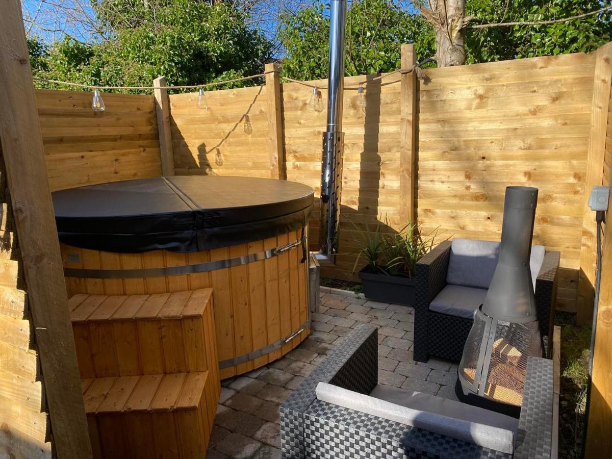 The Secret Garden - Hot Tub North Coast Stay Garvagh Exterior photo