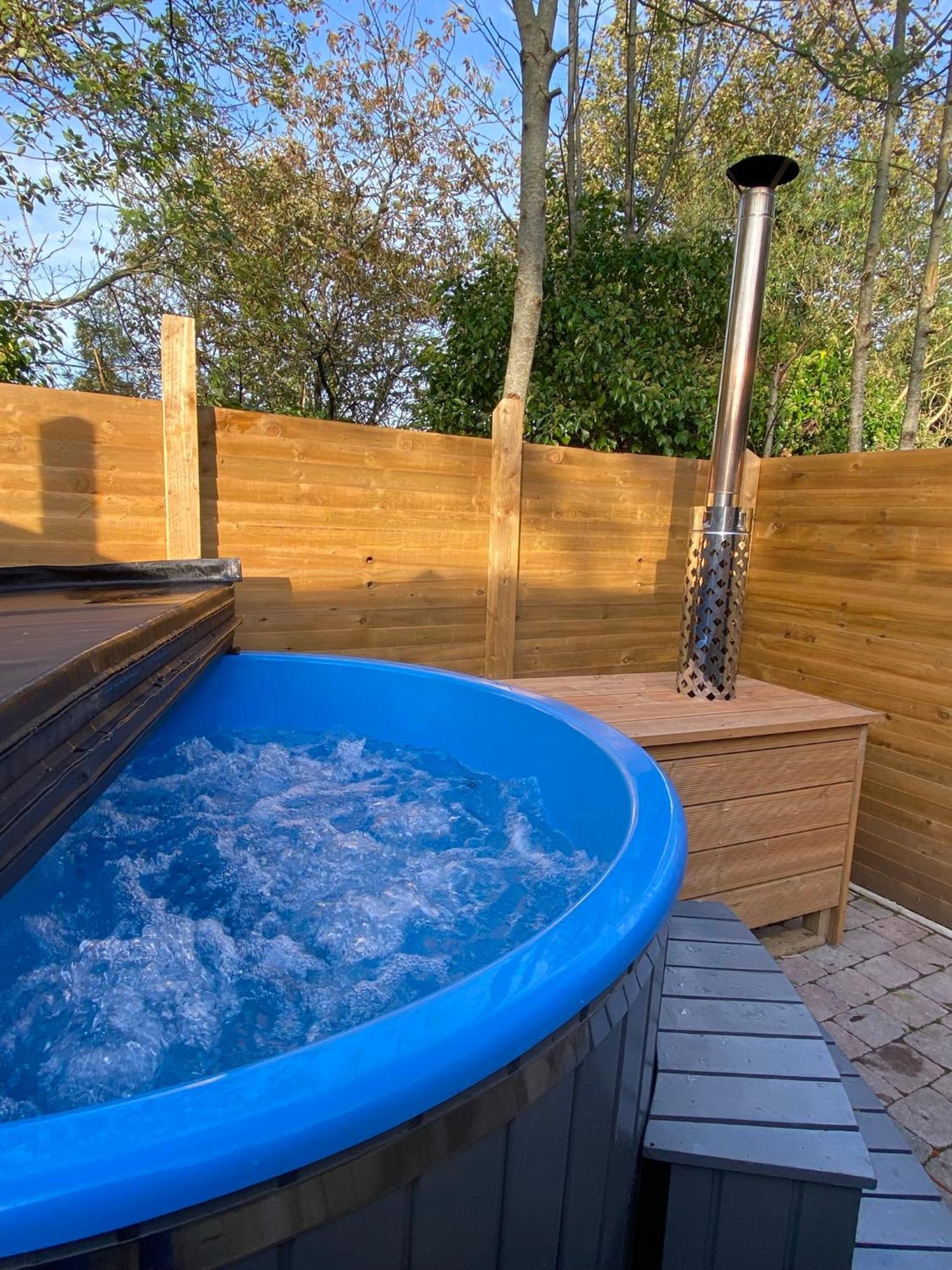 The Secret Garden - Hot Tub North Coast Stay Garvagh Exterior photo