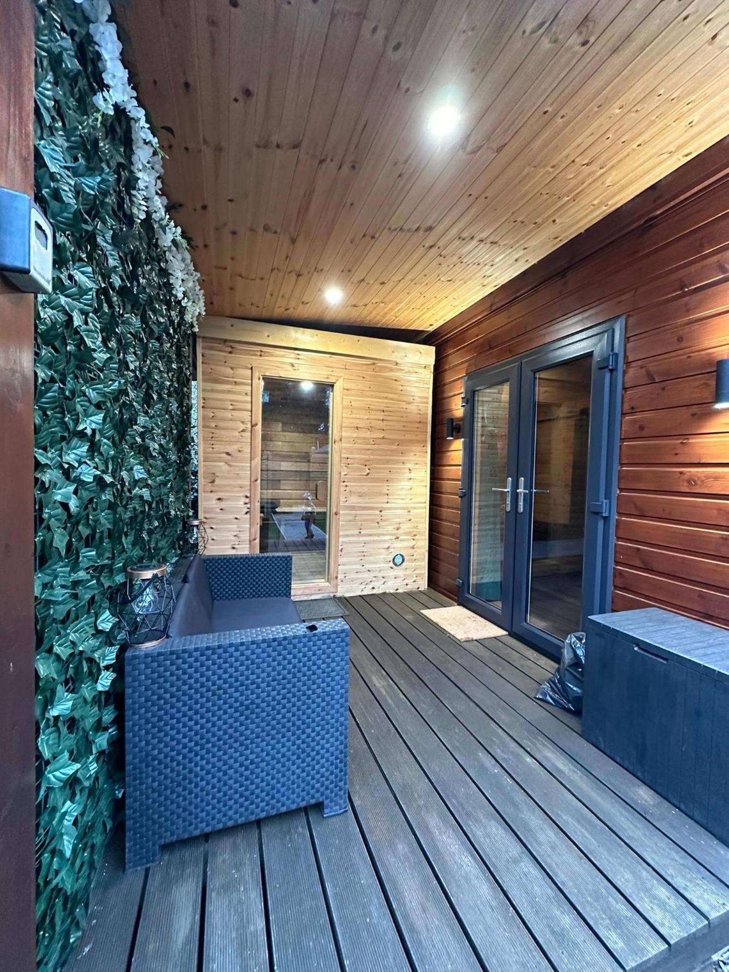 The Secret Garden - Hot Tub North Coast Stay Garvagh Exterior photo
